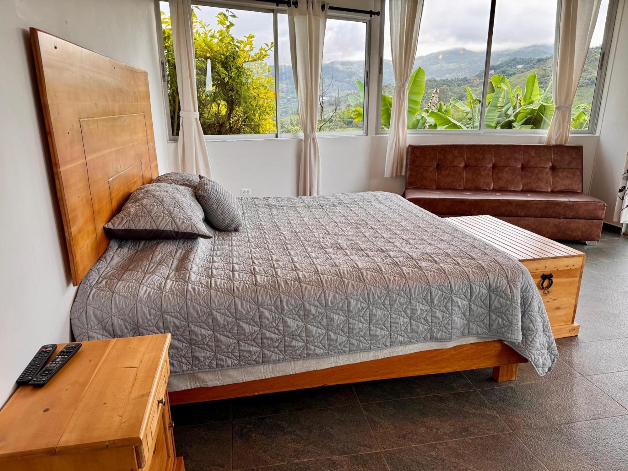 Hotel Campestre Alto Lindo En Guatapé Dış mekan fotoğraf