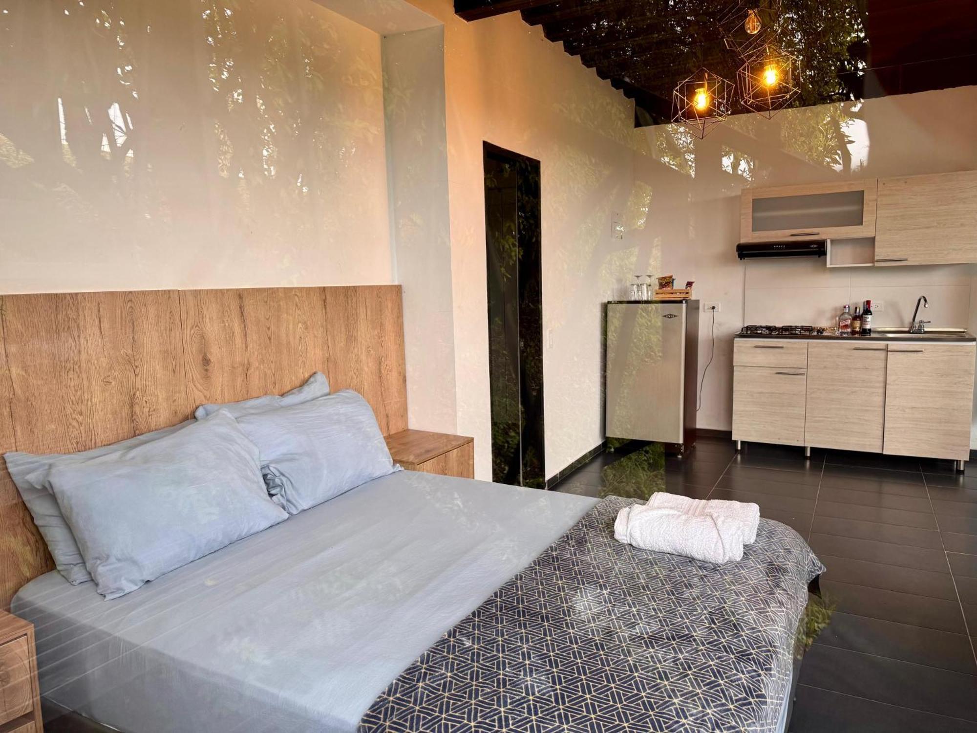 Hotel Campestre Alto Lindo En Guatapé Dış mekan fotoğraf