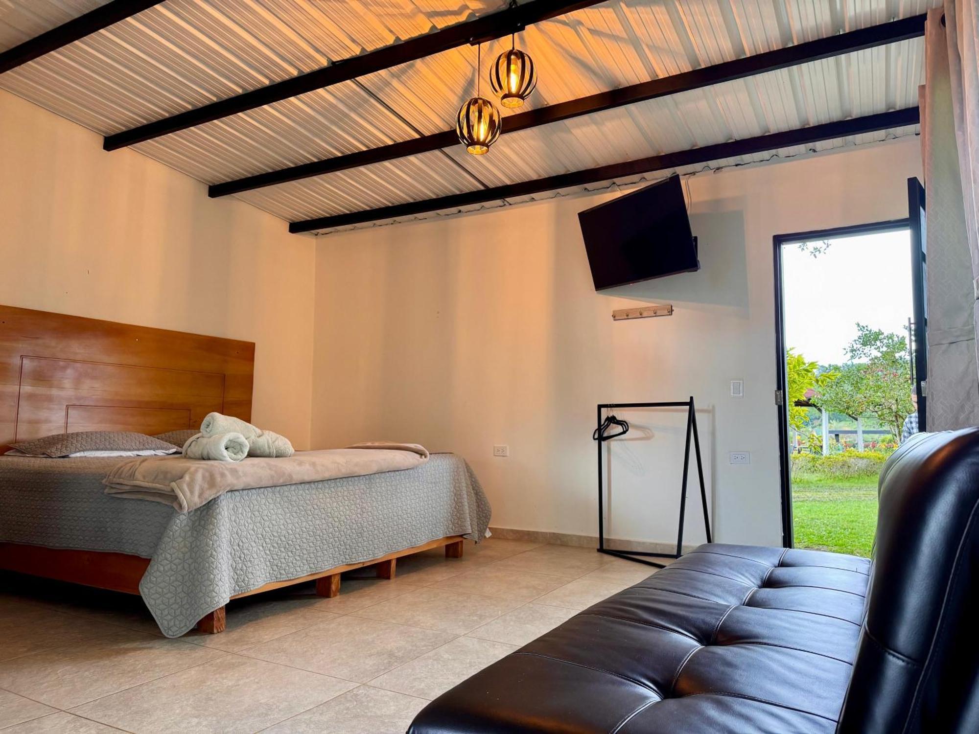 Hotel Campestre Alto Lindo En Guatapé Dış mekan fotoğraf