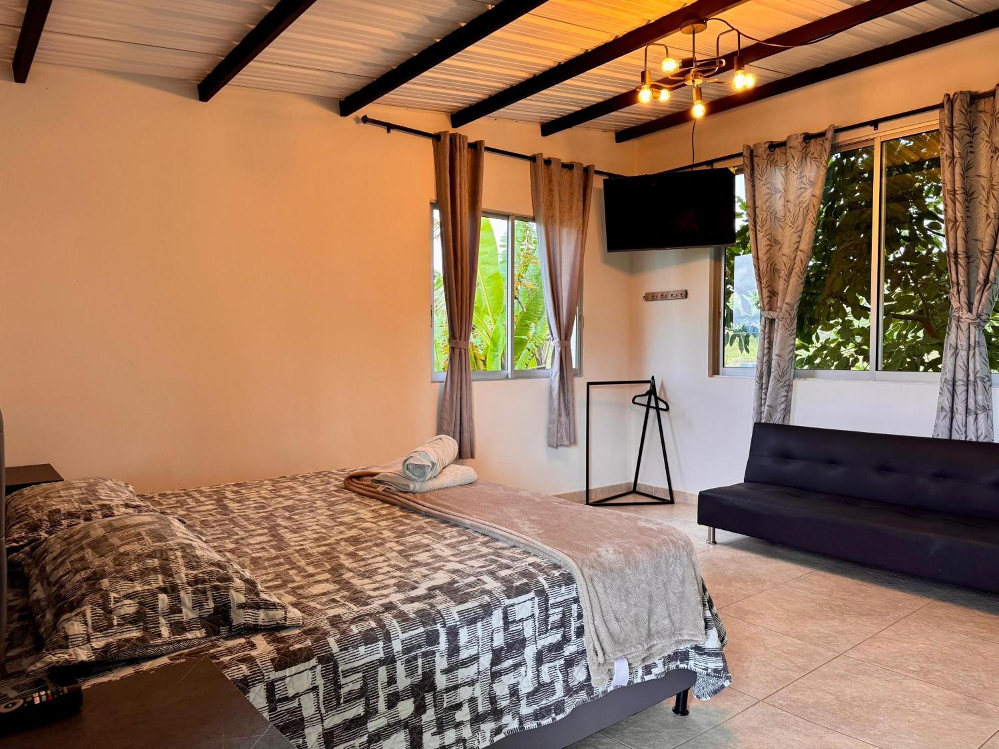 Hotel Campestre Alto Lindo En Guatapé Dış mekan fotoğraf