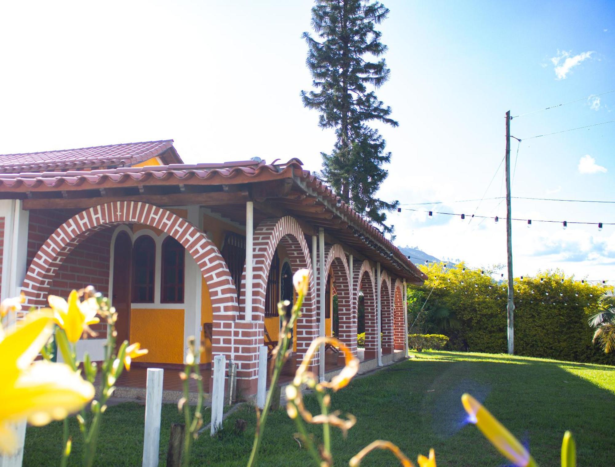 Hotel Campestre Alto Lindo En Guatapé Dış mekan fotoğraf